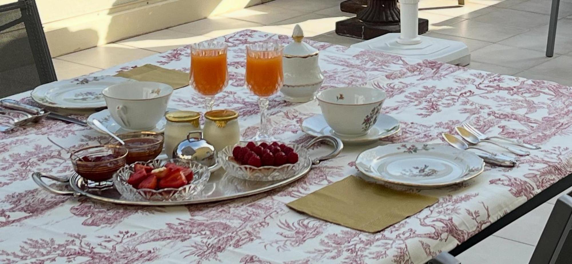 Grace & Breakfast Bed & Breakfast Beausoleil Eksteriør bilde